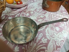 ancienne poêle cuivre