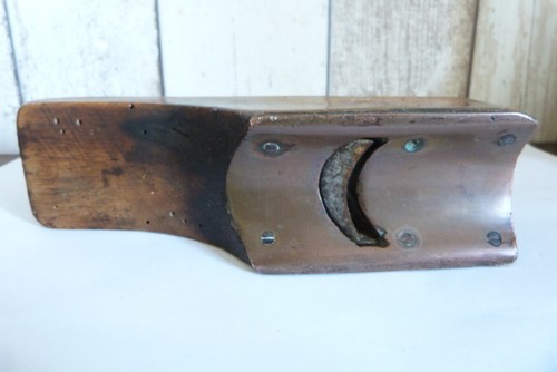 Petit rabot ancien - en, bois