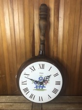 Ancienne Pendule ODO Forme Casserole Céramique + Manche Bois Vintage #A397