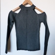 Pull épaules nues - T1 neuf