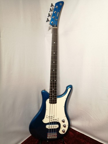 Guitare basse électrique