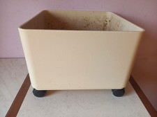 bac à fleurs fibre de verre int/ext.à roulettes 40x40x31cm.blanc,EN MAIN PROPRE.