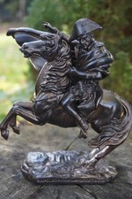 RE0111  FIGURINE STATUETTE REPRODUCTION  NAPOLEON  CHEVAL STYLE BRONZE BONAPARTE