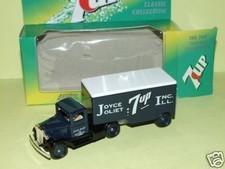 CAMION Semi Remorque Seven UP