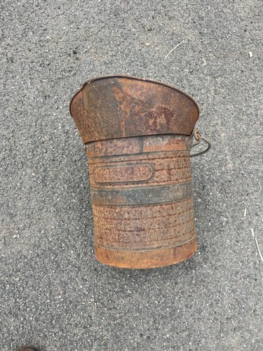Seau charbon ancien en - à,