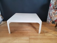 table viggo magistretti