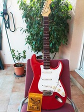 GUITARE STRAT VINTAGE MIK 1990 MARINA ROUGE 