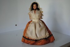 (N°8) ANCIENNE POUPEE
