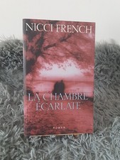 LA CHAMBRE ECARLATE / NICCI FRENCH / FRANCE LOISIRS / ROMAN / 2001