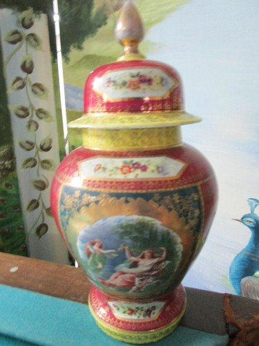 Royal vienna covered urn - royal,