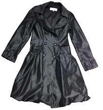 MANTEAU STYLE TRENCH GRIS MÉTAL ARMÉ AVEC JUPE BOUFFANTE