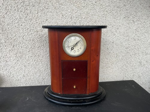 Horloge poser vintage - à,