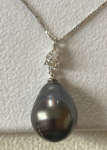 Collier blanc kt - or, perles