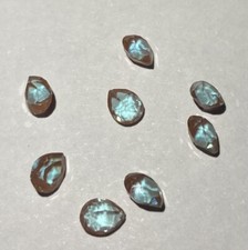 Pierre Précieuse D’Auvergne. Très Rare Opale Lussatite taille poire