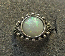 Bague couleur argent superbe gravure perle résine opale bijou vintage taille 53