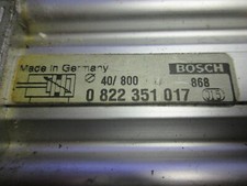 Vérin pneumatique Bosch diamètre 40 mm 800 mm   0 822 351 017