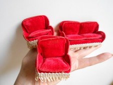 Poupée ancienne, maison de