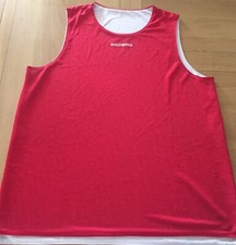 Maillot D’Entraînement Réversible Kipsta (Basket) (2XL) Rouge Et Blanc.