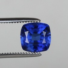 Saphir bleu naturel de Ceylan