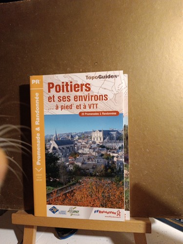 Topo guides poitiers ses - et,