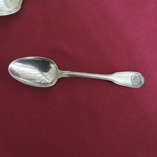 1 Cuillère à soupe en métal argenté Christofle modèle coquille Vendome
