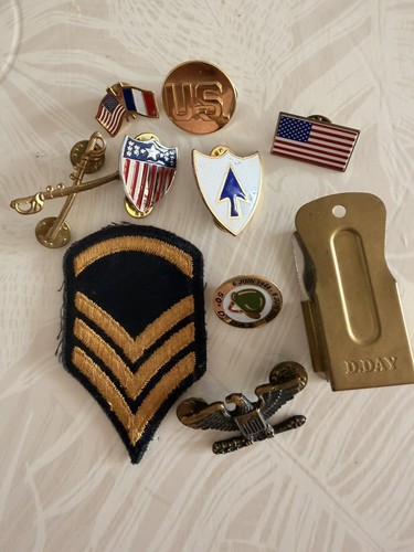 Lot insignes militaires - lot,