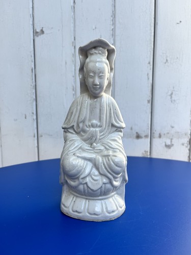 Statuette porcelaine blanc - statuette,