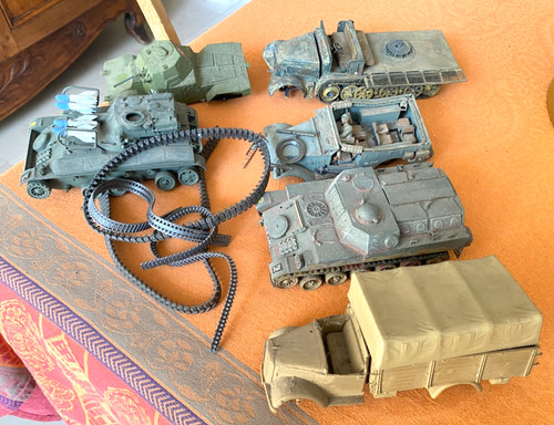 Maquettes montees 35e - maquettes,