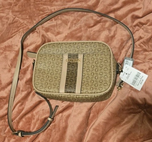 Guess purse - guess,