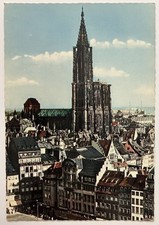 67 CPM Carte postale Strasbourg cathedrale  annees 60