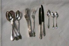 COUVERTS DE TABLE CHRISTOFLE 18 PIECES **.