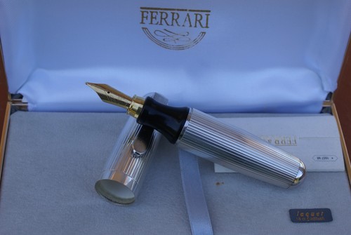 Exceptionnel rare stylo - et,