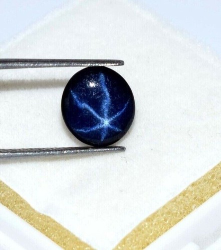 Superbe saphir bleu étoilé - saphir,
