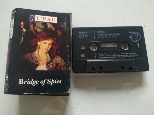 Pau bridge spies - t, ´