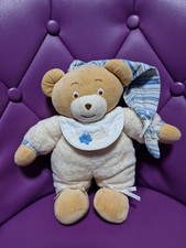 Peluche doudou ours AJENA marron beige bonnet bavoir blanc fleur 28 cm TTBE 