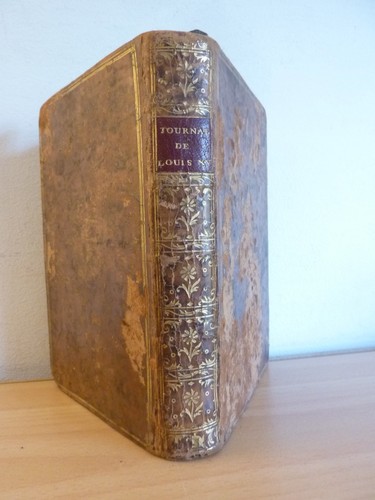 Journal historique fastes - historique, ou