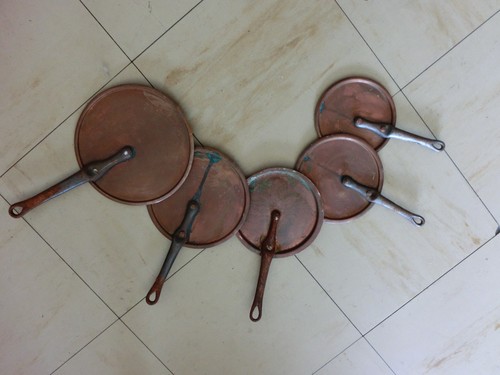 Anciens couvercles de - 5,