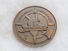 Une médaille de table