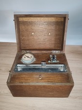 Ancien Appareil de Mesure