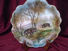 Grande assiette décors chasse aux sangliers peint XIX ème Limoges