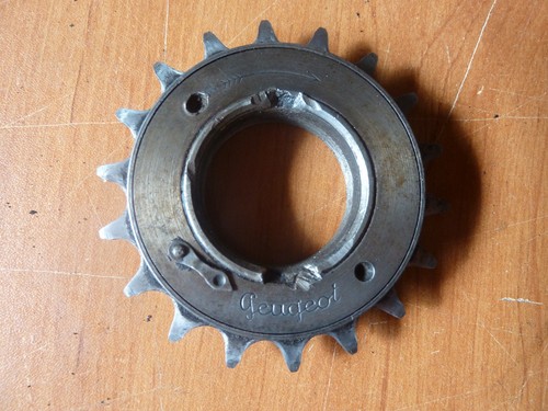 Ancien vélo pignon roue - ancien,