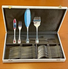 Christofle Marly ,service