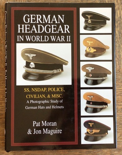 Grand livre german headgear - headgear, in