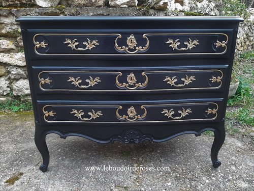 Commode ancienne patinée