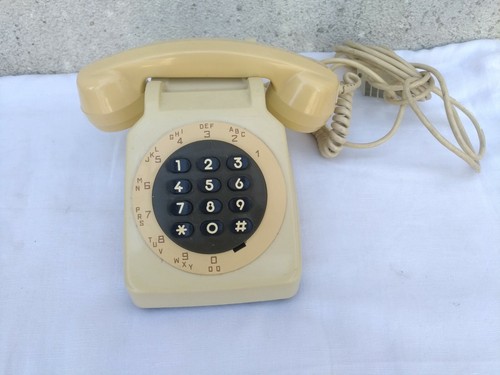 Ancien telephone touches - ancien, a