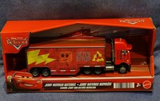 Camion Hauler Disney Pixar Cars Jerry Recycled Batteries série 2026 new blister