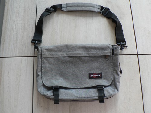 Sacoche besace eastpak - sacoche/besace,