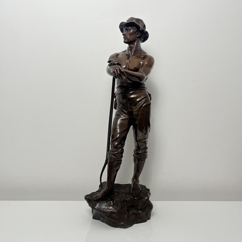 Faneur sculpture en bronze - le,