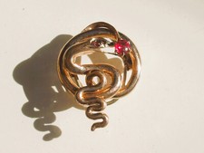 JOLI COULANT DE SAUTOIR