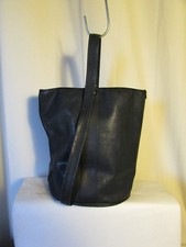 sac vintage seau KATANA cuir synthétique façon reptile bleu marine